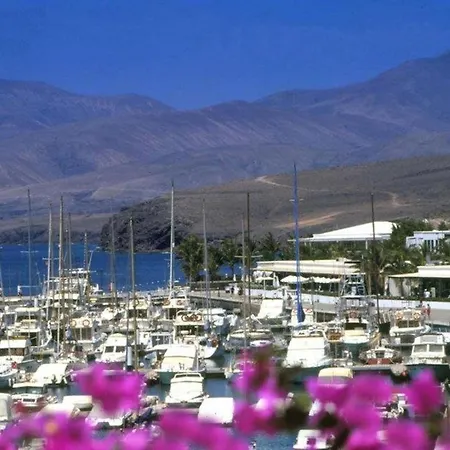 Lovely Mojones Casa Jasmine Heated Pool Short Walk To Puerto Del Carmen Puerto del Carmen (Lanzarote)