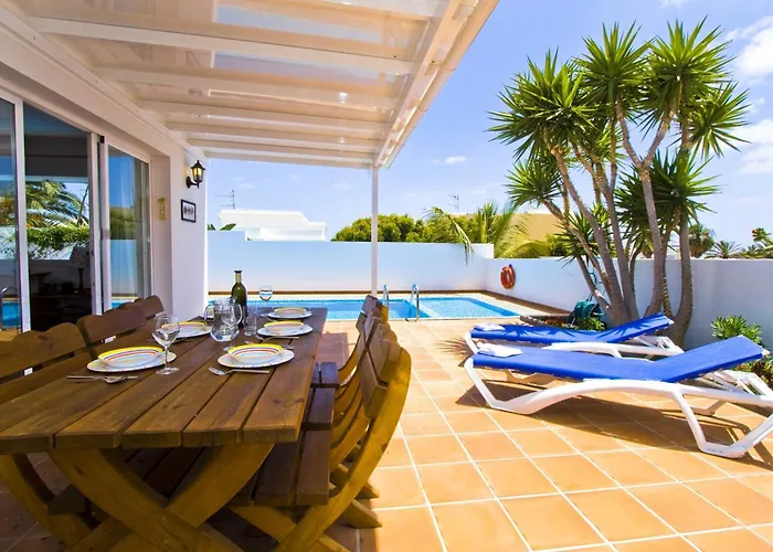 Villa Lovely Mojones Casa Jasmine Heated Pool Short Walk To Puerto del Carmen