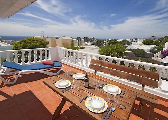 Lovely Mojones Casa Jasmine Heated Pool Short Walk To Villa Puerto del Carmen