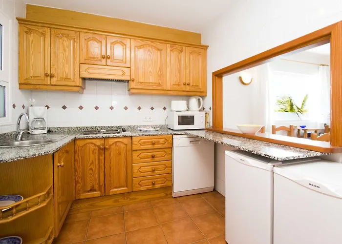 Lovely Mojones Casa Jasmine Heated Pool Short Walk To Villa Puerto del Carmen